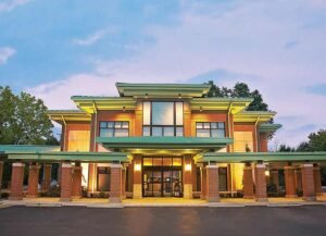 Hocking hills banking center 1 Banking Gurukul, GOLN A Brief History of Technology in Banking