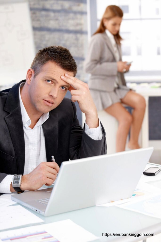 Office Workers 5 Banking Gurukul, GOLN Implementing Compliance Procedures: Establishing a Compliance Program