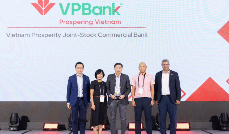 Red Hat APAC 2025 Recognises VPBank’s Unlocking the Future Technology