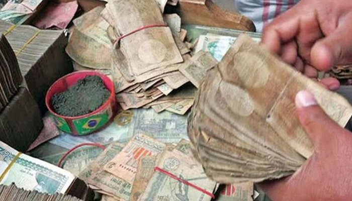New Guidelines Ensure Exchange of Torn or Damaged Banknotes Banking Gurukul, GOLN All Bank Branches Required to Exchange Torn and Damaged Notes